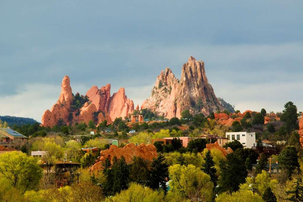 Radisson Airport Hotel Colorado Springs