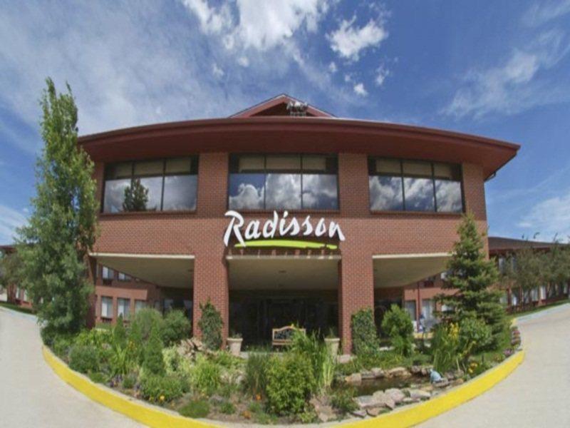 Radisson Airport