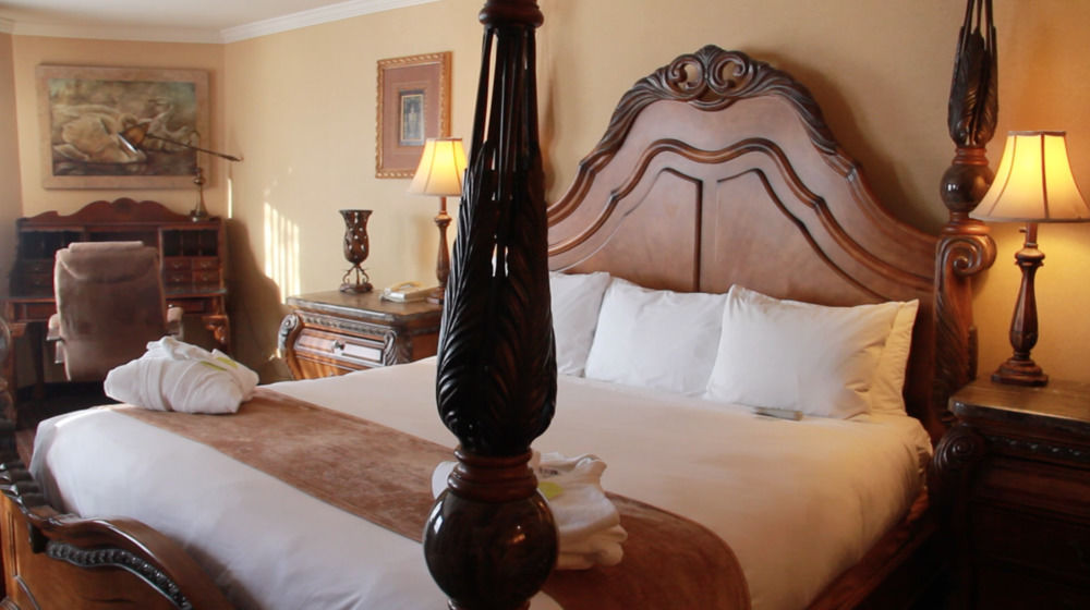 Radisson Airport Hotel 3*